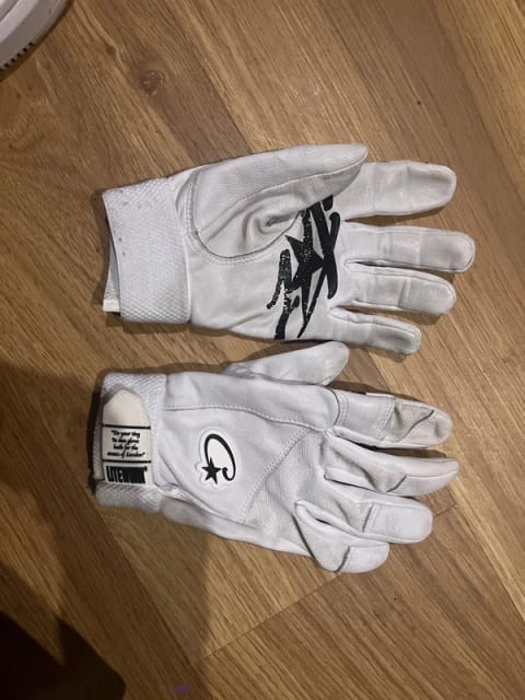 Kuravice,Corteiz Leathers white