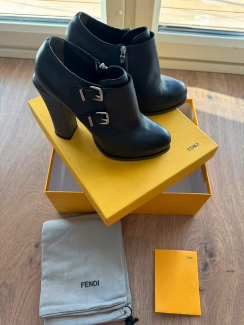 Fendi Leather Ankle Boots 39.5 – 13cm Heel – With Box & Dust Bag