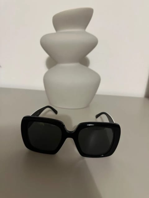 Okulary przeciwsłoneczne damskie Moncler