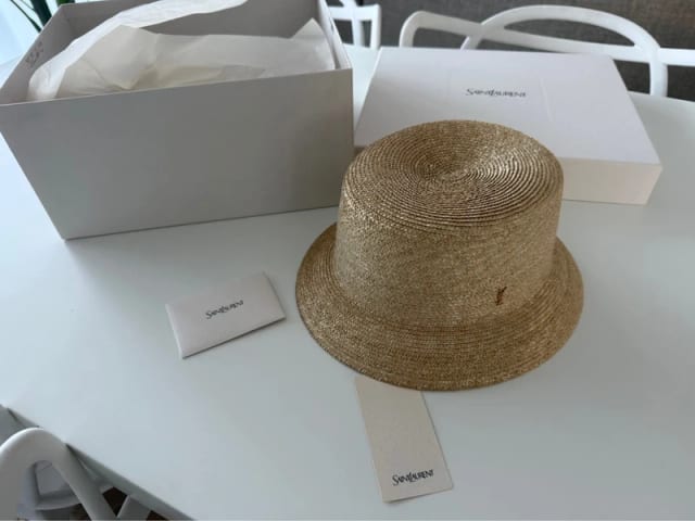 Saint Laurent kapelusz