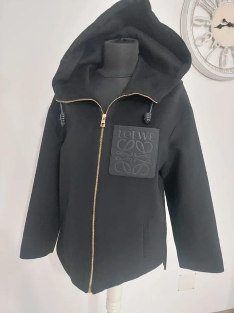 Poncho Loewe
