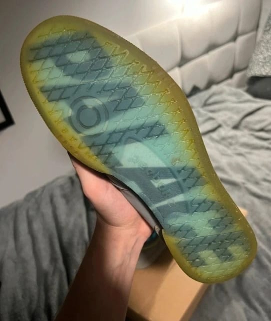 Palace shoes