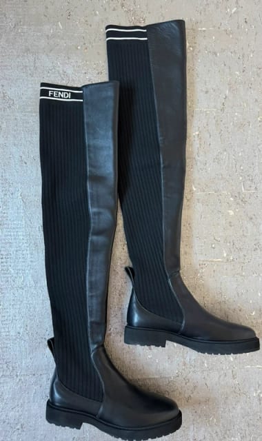 Fendi Size 39