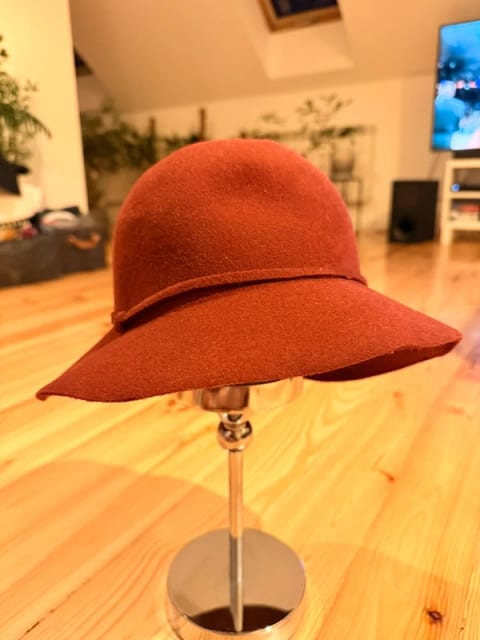 Miss Dior bucket hat elegancki kapelusz