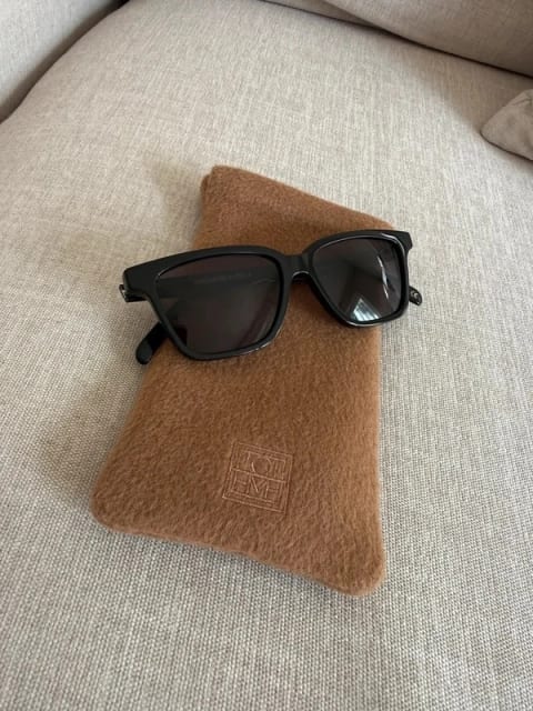 Toteme Square sunglasses black