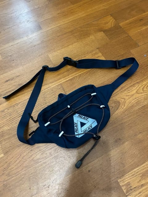 Palace Skateboards Crossbody Waist Bag - Navy