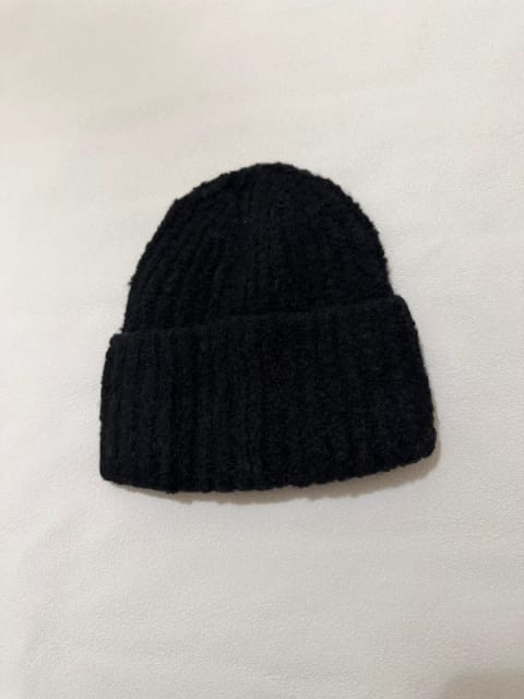 toteme boulce knit beanie ullmössa black svart New Ny