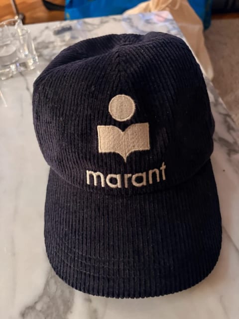 Mörkblå isabel marant keps