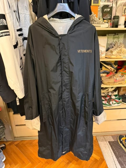 Vetements Raincoat 2016