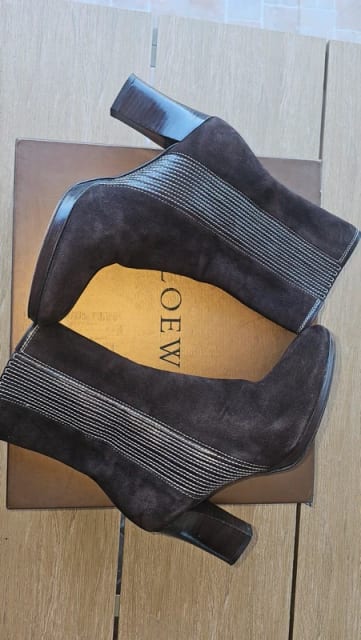 Loewe botine suede maro mărimea 38