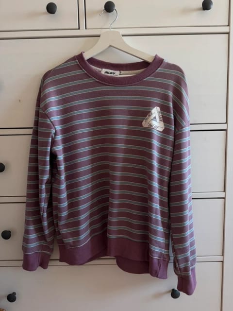 Palace sweatshirt