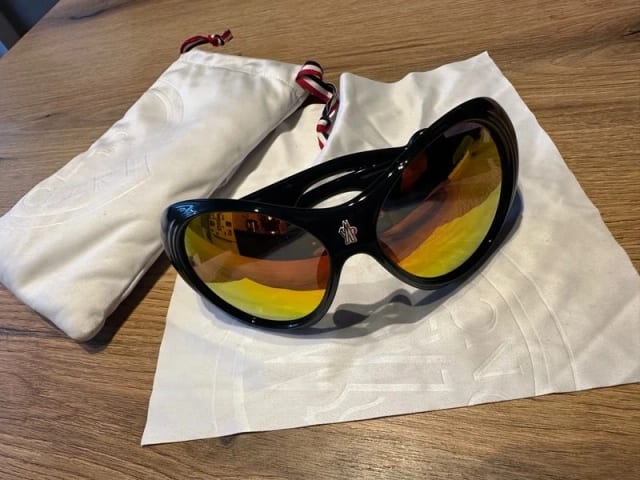 Ochelari Moncler