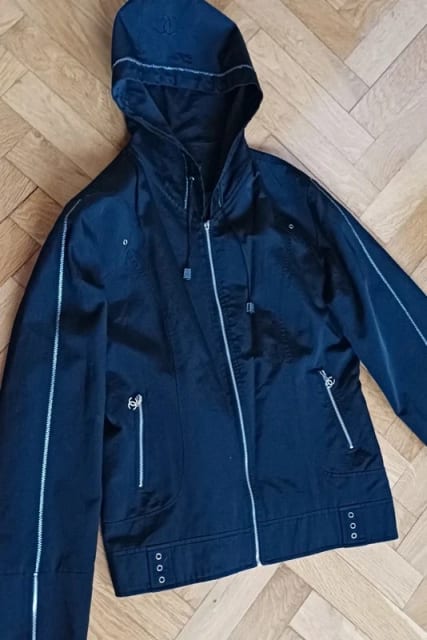 Chanel Vintage czarna kurtka z kapturem M