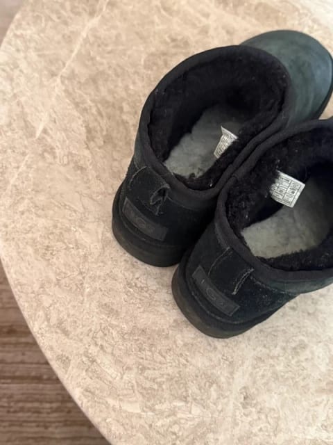 UGG låg