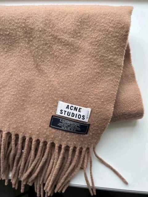 Acne Studios halsduk