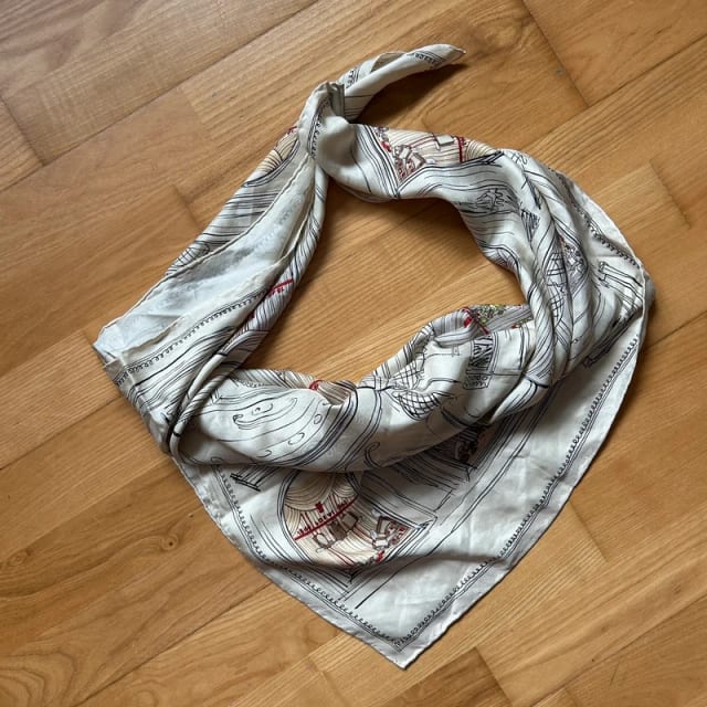 LOEWE 100% Silk Jedwabna Apaszka Chusta Scarf Made in Italy Luxury Vintage