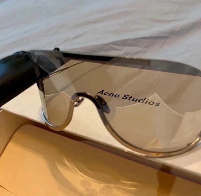 Acne Studios Mask Sunglasses – Gold/Green