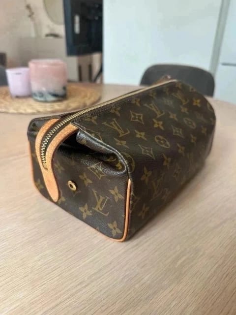 Louis Vuitton Monogram Trousse Patte Pression Cosmetic Pouch