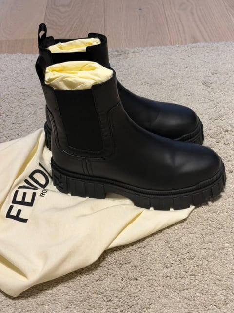 Fendi boots