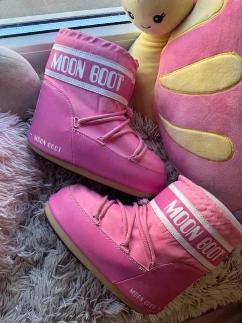 moon boots