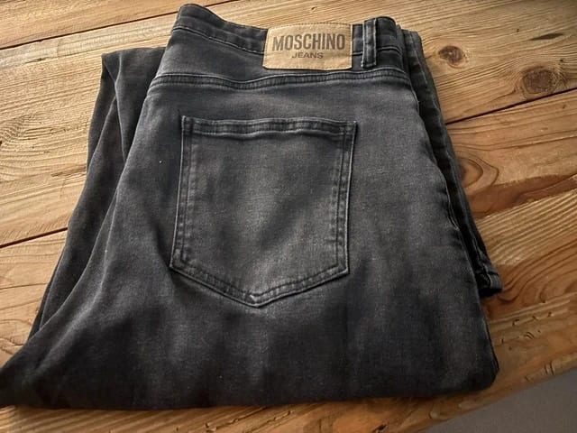 Moschino jeans relaxed washed black bombka strecz 33