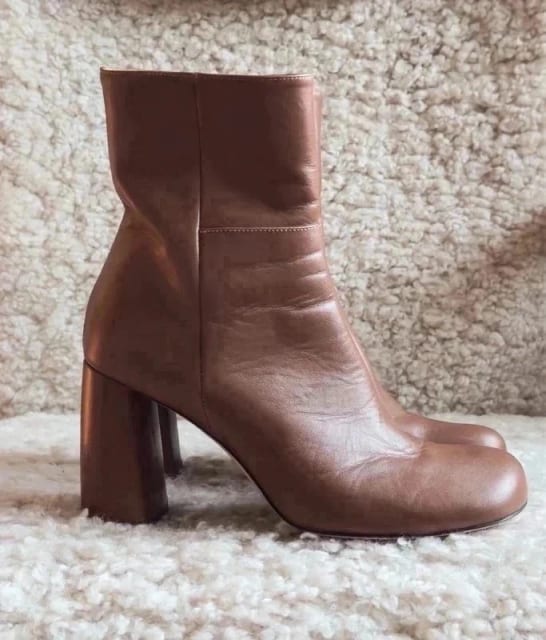 Weekend Max Mara boots, size 39