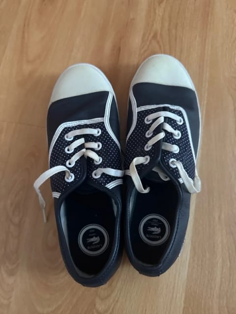 Lacoste sportcipő