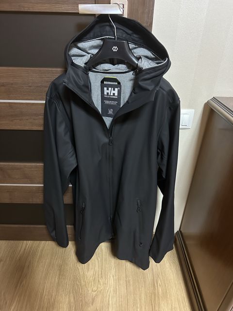 Куртка/Вітровка HELLY HANSEN розмір L. 100% Оригінал. Сток без б