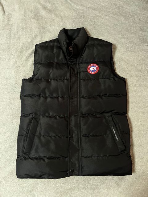 Жилетка Canada Goose чоловіча чорна