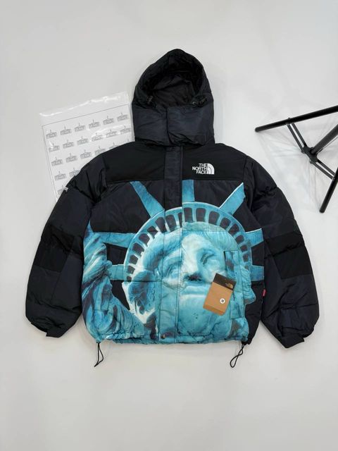 The North Face 700 x Supreme пуховик