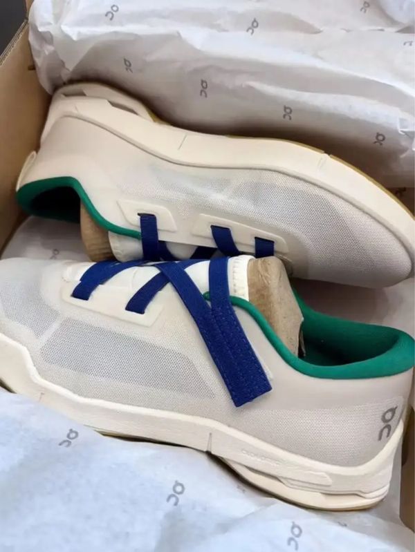 Кросівки On Cloudnova Beige green blue