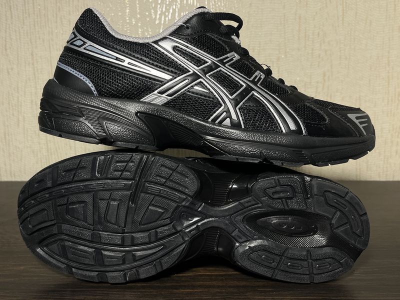 !РАСПРОДАЖА! НОВЫЕ! Кроссовки Asics Gel-1130™ Black, черные, мужские, 41, 43, си