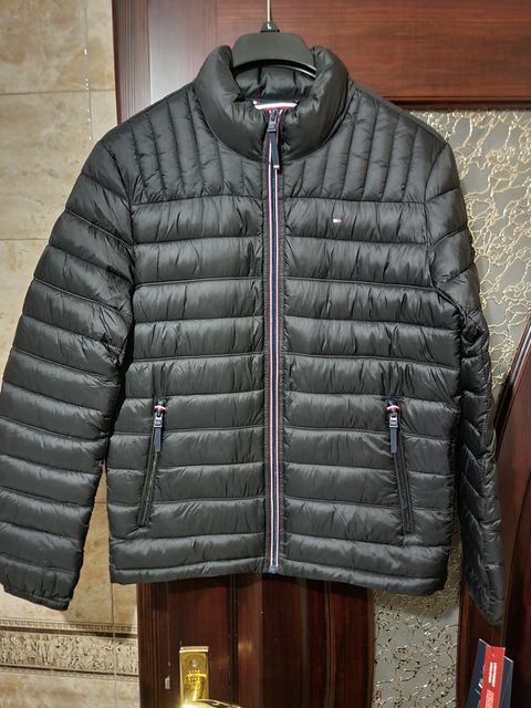 Оригінал 100% чоловічий легкий пуховик tommy hilfiger S