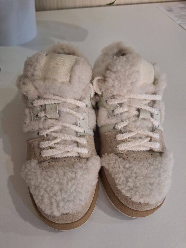 Кроссовки женские Fendi оригинал