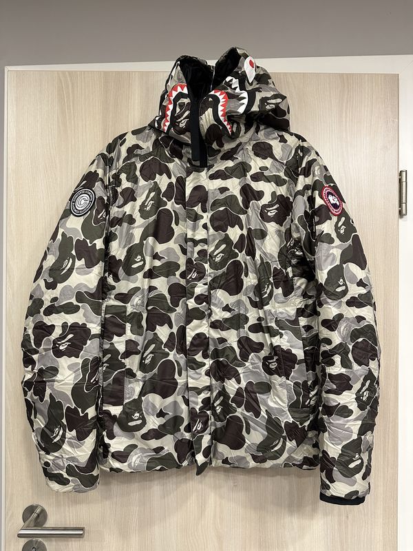 Оригінальний пуховик Canada Goose Concept x Bape розмір L